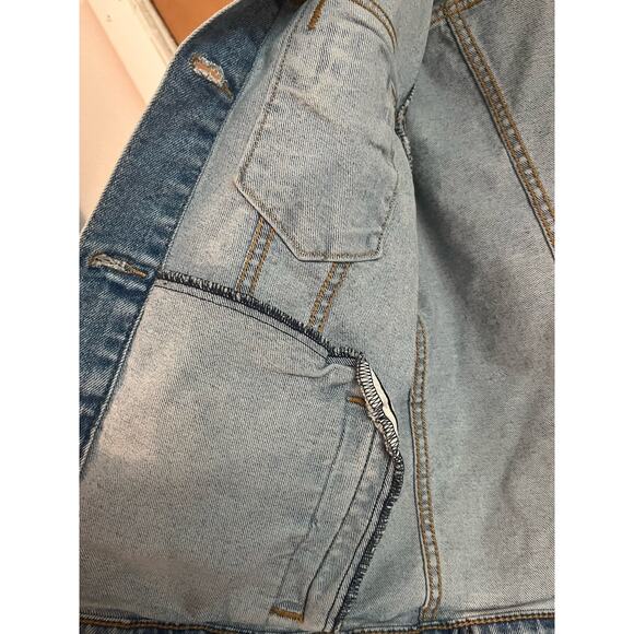 Levi Strauss & CO red tag jean jacket Women’s Large - Picture 9 of 13